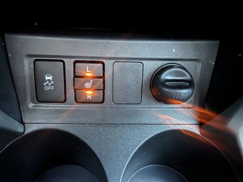 Used 2010 Toyota RAV4 Limited image 13