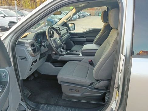 Used 2025 Ford F150 XLT w/ Equipment Group 301A Standard image 3