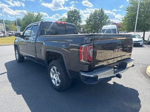 Used 2016 GMC Sierra 1500 SLT w/ SLT Preferred Package AWD/4WD image 9