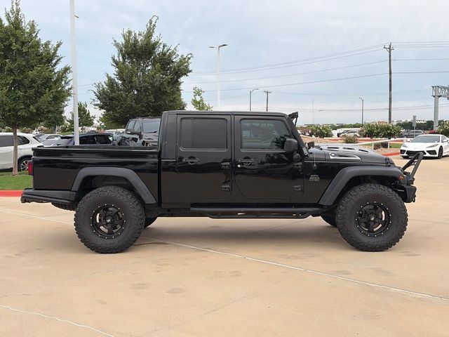 Used 2018 Jeep Wrangler Unlimited Rubicon w/ Connectivity Group AWD/4WD image 10