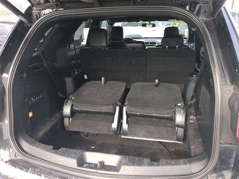 Used 2019 Ford Explorer Sport image 26