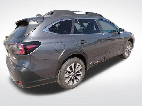 Used 2025 Subaru Outback Limited AWD/4WD image 7