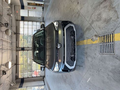 Used 2025 Volkswagen Taos SE image 20