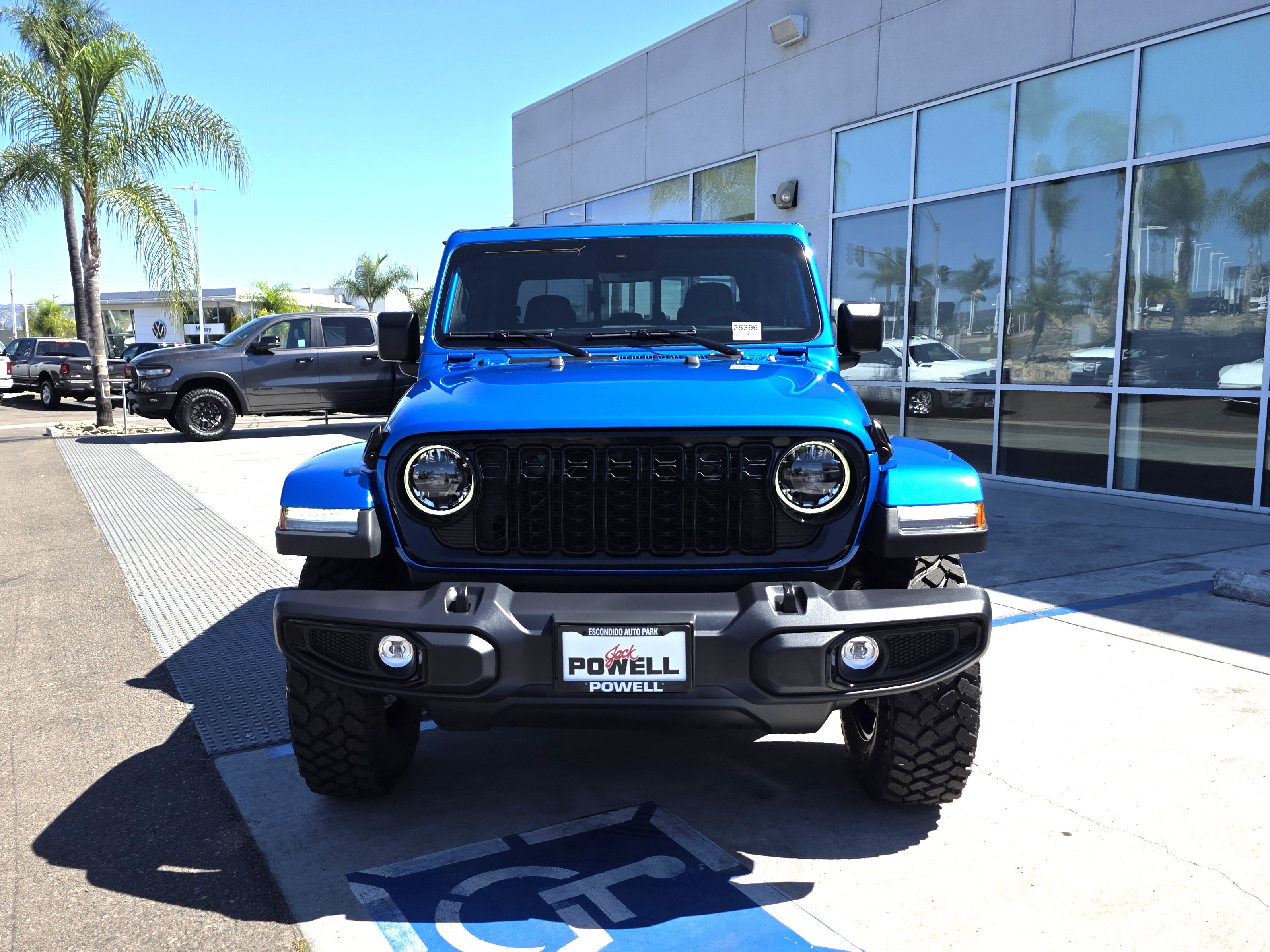 New 2025 Jeep Gladiator Sport AWD/4WD image 7