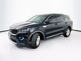 Used 2023 Kia Sorento LX image 2