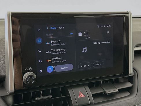 Used 2025 Toyota RAV4 XLE image 7