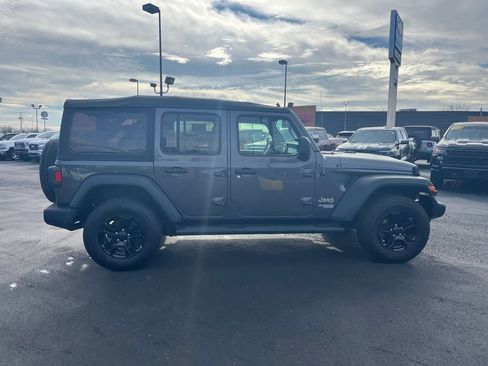 Used 2020 Jeep Wrangler Unlimited Sport S image 6