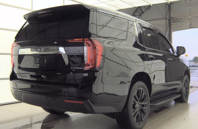 Used 2024 GMC Yukon SLE w/ Max Trailering Package AWD/4WD image 4