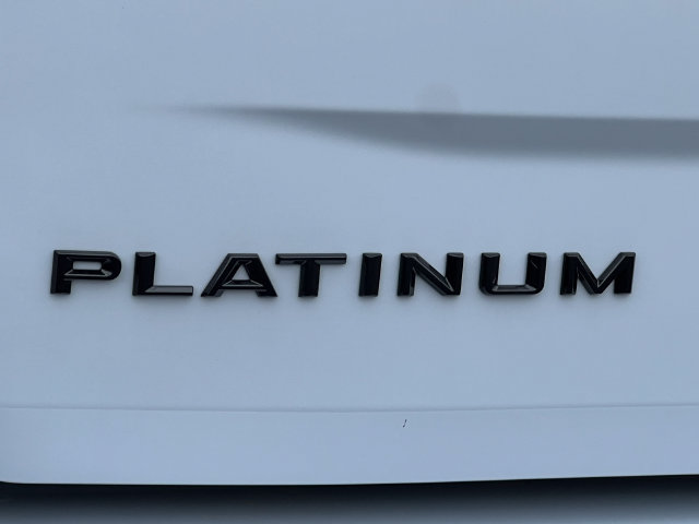 New 2026 Ford Expedition Platinum w/ Stealth Performance Package AWD/4WD image 2
