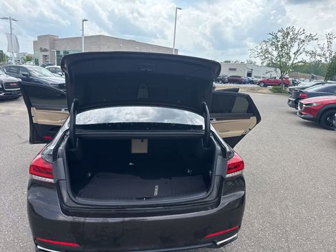 Used 2015 Hyundai Genesis 3.8 w/ Option Group 02 AWD/4WD image 23