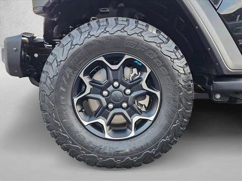 Used 2022 Jeep Wrangler Unlimited Rubicon 4xe w/ Steel Bumper Group image 23