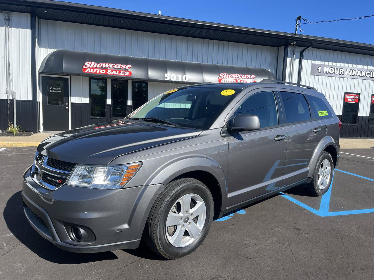 Used 2013 Dodge Journey SXT w/ Flexible Seating Group FWD image 1