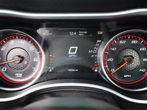 Used 2016 Dodge Charger SXT w/ Navigation & Travel Group image 43