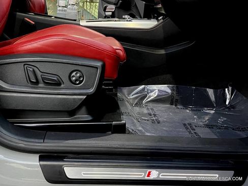 Used 2019 Audi SQ5 Premium Plus w/ Premium Plus Package image 31