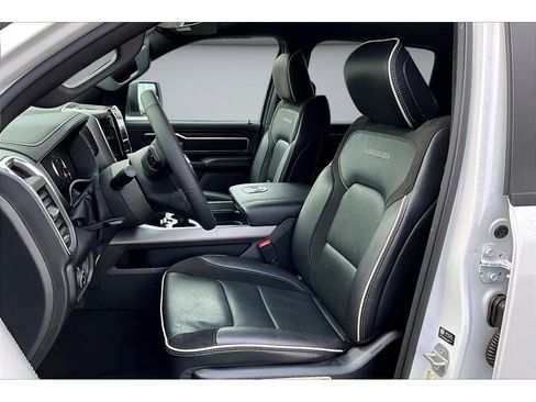 Certified 2026 RAM 1500 Laramie AWD/4WD image 23