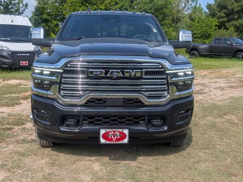 New 2026 RAM 3500 Laramie AWD/4WD image 3