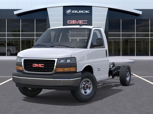 New 2025 GMC Savana 3500 w/ Power Convenience Package image 13