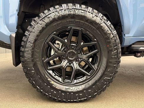 Used 2026 Toyota 4Runner Limited AWD/4WD image 12