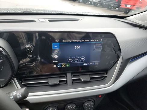 New 2026 Chevrolet Trax LS image 24