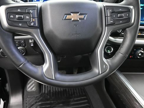 Used 2025 Chevrolet Silverado 2500 LTZ w/ LTZ Plus Package image 17