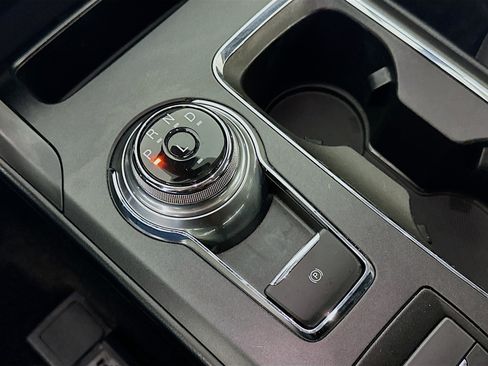 Used 2019 Ford Fusion Energi Titanium image 25