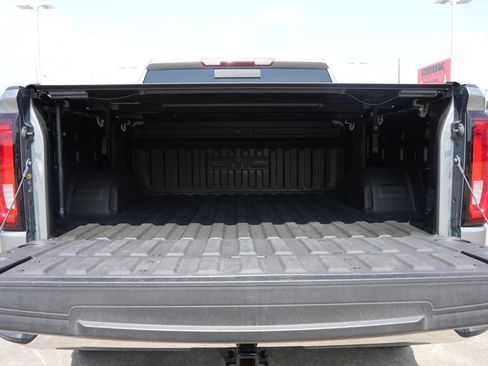 Used 2020 GMC Sierra 1500 SLT RWD image 20