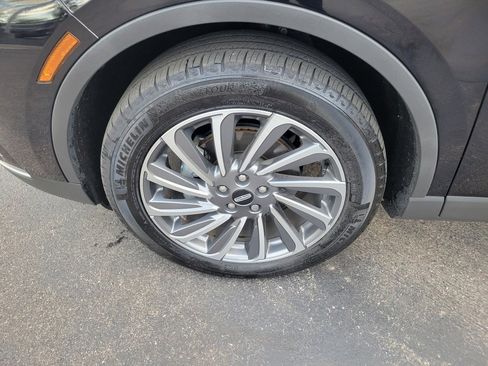 Certified 2024 Lincoln Corsair Reserve w/ Equipment Group 201A image 12