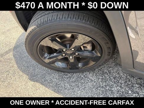 Used 2023 Jeep Grand Cherokee L Laredo AWD/4WD image 11