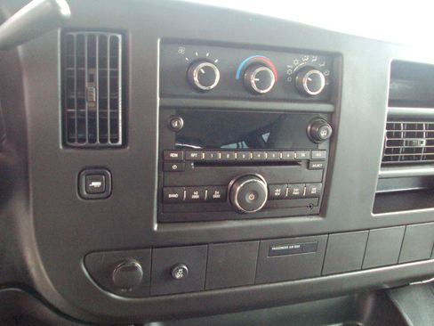 Used 2013 Chevrolet Express 1500 LT w/ LT Preferred Equipment Group AWD/4WD image 20