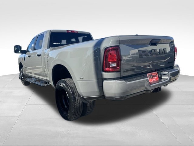 Used 2026 RAM 3500 Big Horn AWD/4WD image 5