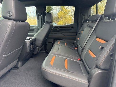 Used 2023 GMC Sierra 1500 AT4 w/ AT4 Preferred Package AWD/4WD image 19