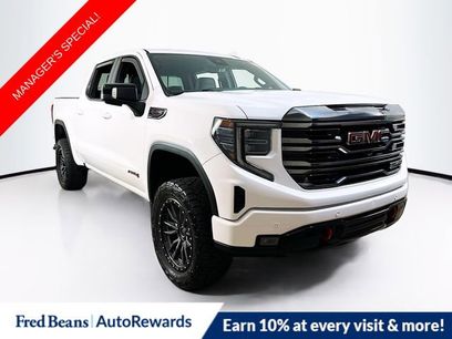 Used 2022 GMC Sierra 1500 AT4 w/ AT4 Premium Package