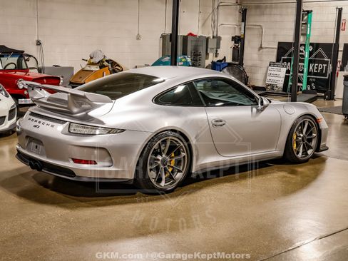 Used 2016 Porsche 911 GT3 RWD image 23