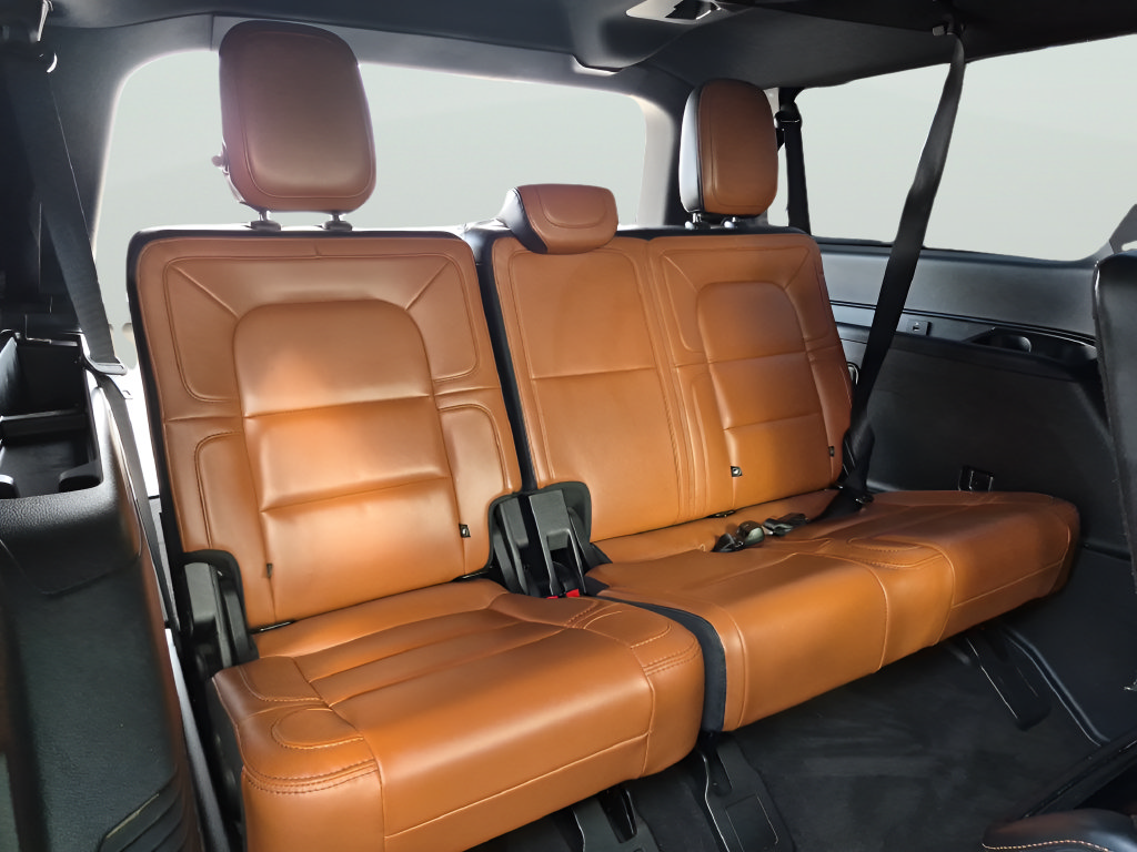 Used 2021 Lincoln Navigator L Reserve AWD/4WD image 34