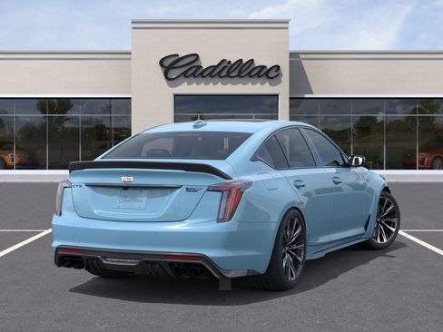 New 2026 Cadillac CT5 V Blackwing w/ Carbon Fiber 2 Package RWD image 4
