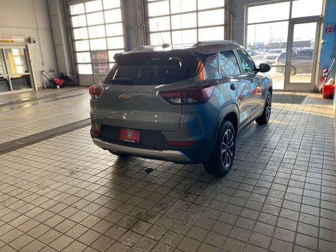 Used 2025 Chevrolet TrailBlazer LT image 16