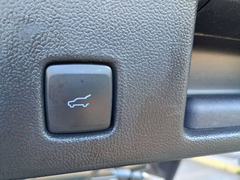 Used 2022 Ford Escape SEL FWD image 25