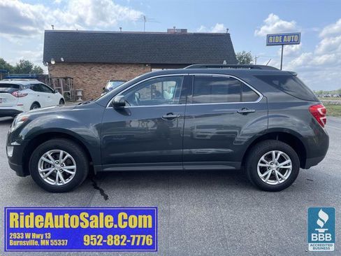 Used 2017 Chevrolet Equinox LT w/ Convenience Package AWD/4WD image 8