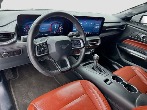 Used 2024 Ford Mustang GT Premium RWD image 7