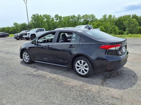 Used 2024 Toyota Corolla LE FWD image 11