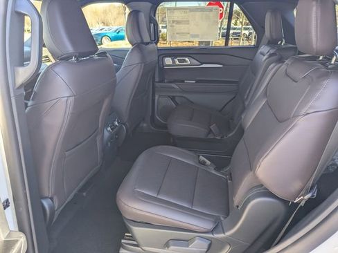New 2026 Ford Explorer Platinum RWD image 14