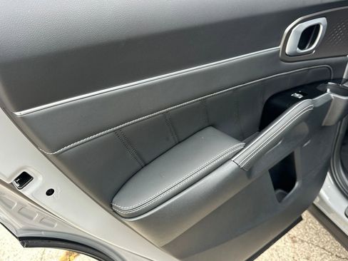 New 2026 Kia Sorento SX image 15