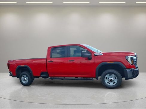Used 2024 GMC Sierra 2500 Pro w/ Convenience Package AWD/4WD image 2