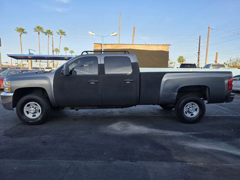 Used 2008 Chevrolet Silverado 2500 W/T AWD/4WD image 6