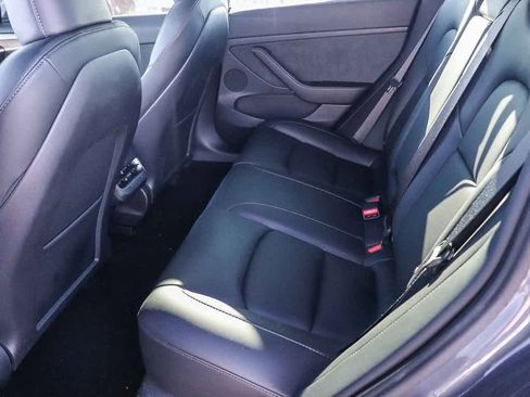 Used 2023 Tesla Model 3 Standard Range image 16