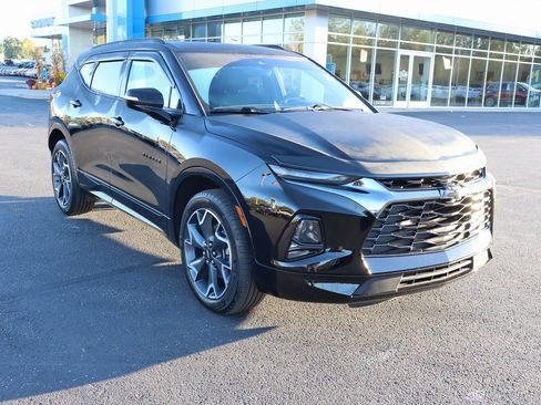 Used 2021 Chevrolet Blazer RS image 2