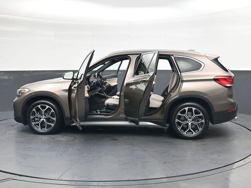 Used 2020 BMW X1 xDrive28i w/ Premium Package AWD/4WD image 34