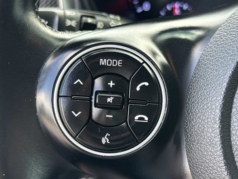 Used 2021 Kia Soul X-Line FWD image 33