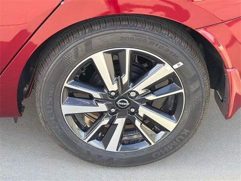 New 2025 Nissan Versa SV image 26