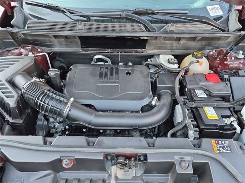 Used 2023 GMC Acadia SLT image 26